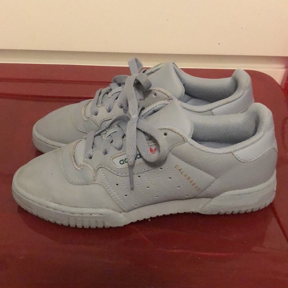 Adidas Yeezy powerphase calabasas size 5 - Picture 2 of 8